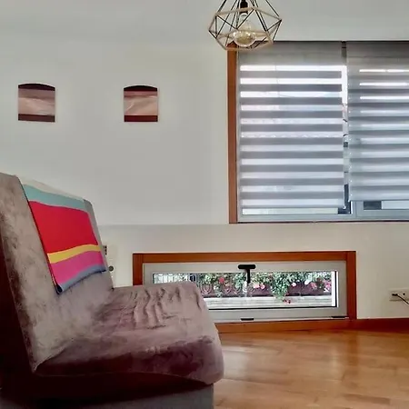 Piso Hio-aldan 200 M Playa Apartment *